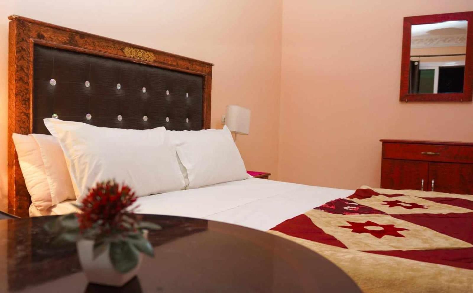 Hotel Ain Leuh Dış mekan fotoğraf